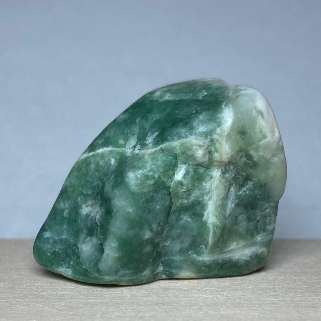 【専用品】糸魚川翡翠　濃緑 翡翠　川石　翡翠輝石　原石　29.0ｇ