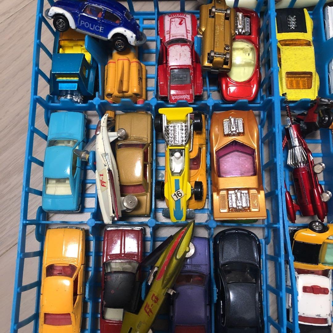 トミカ まとめ売り　希少　ミニカー　大量　ケースごと可　コレクション